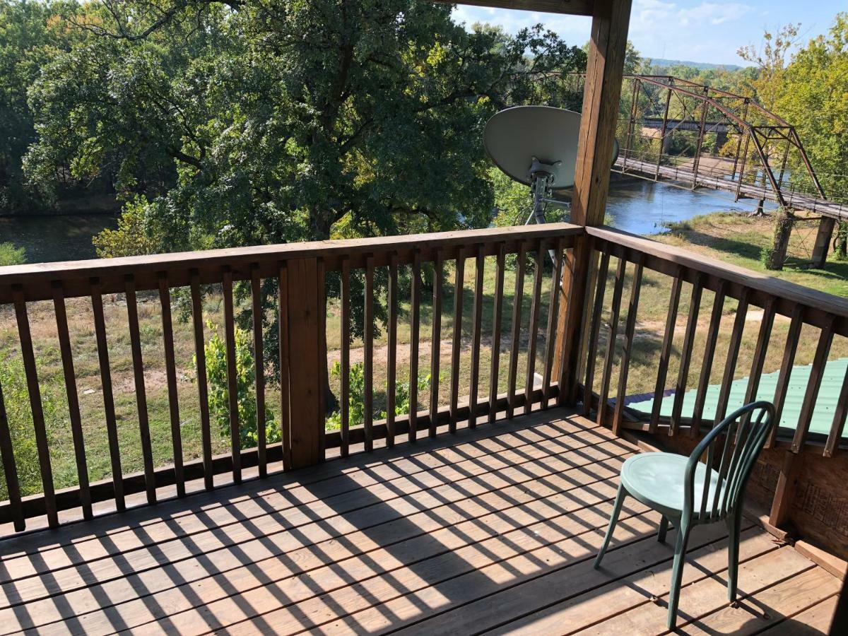 Meramec River Resort Cuba エクステリア 写真